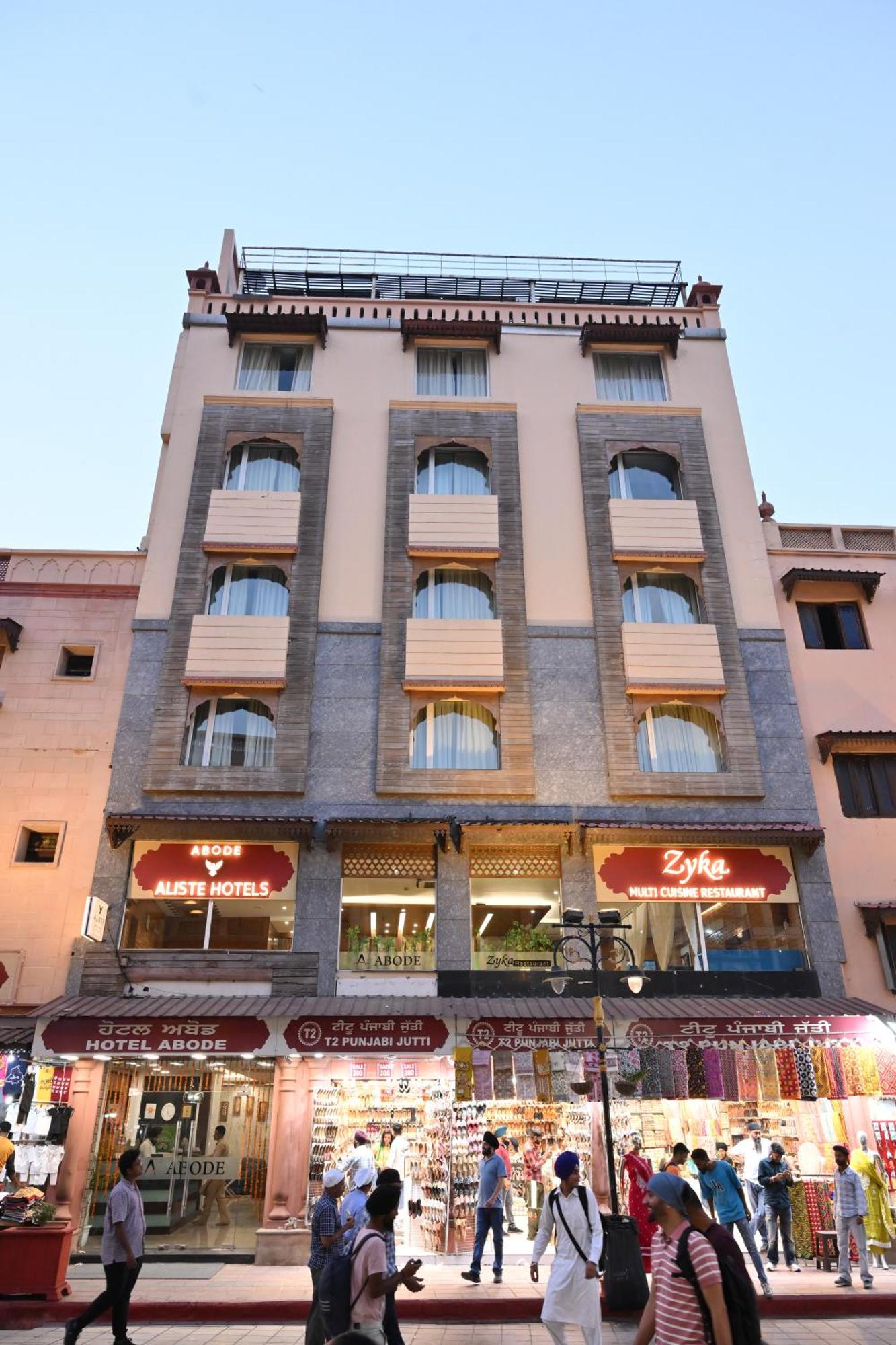 Abode By Aliste Hotels- 2 Minutes Walking To Golden Temple, Amritsar Exterior photo