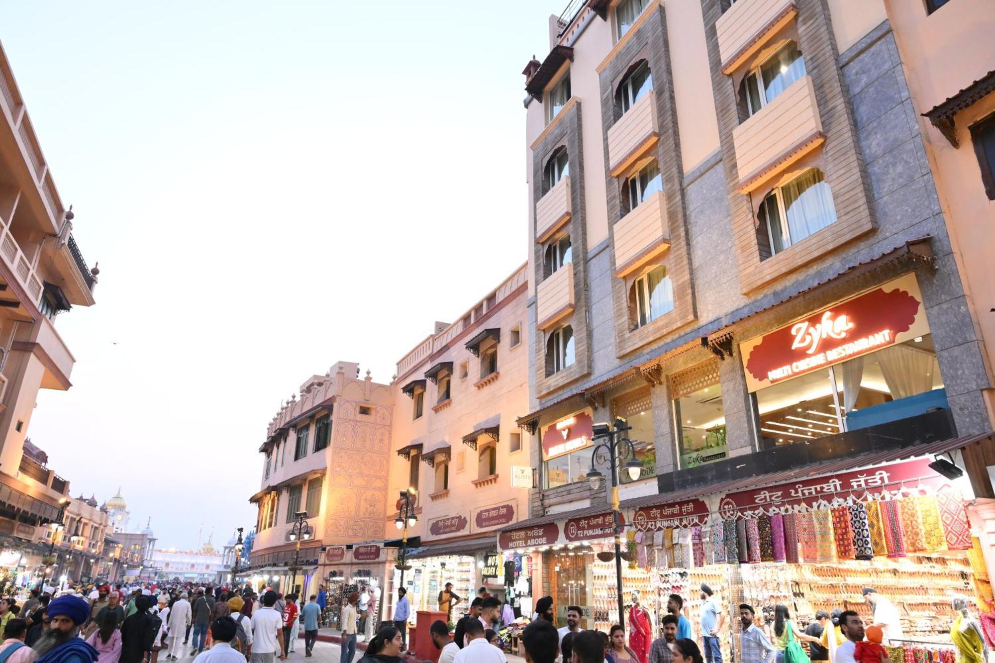 Abode By Aliste Hotels- 2 Minutes Walking To Golden Temple, Amritsar Exterior photo